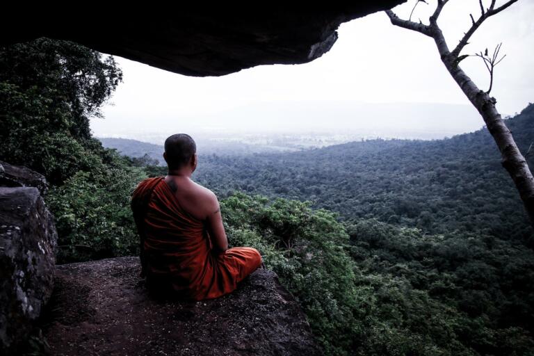 La lezione ambivalente dei monaci ecologisti in Thailandia
